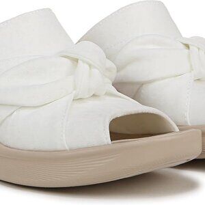 BZEES Cloud 9 Technology White Synthetic Rubber; Slip On